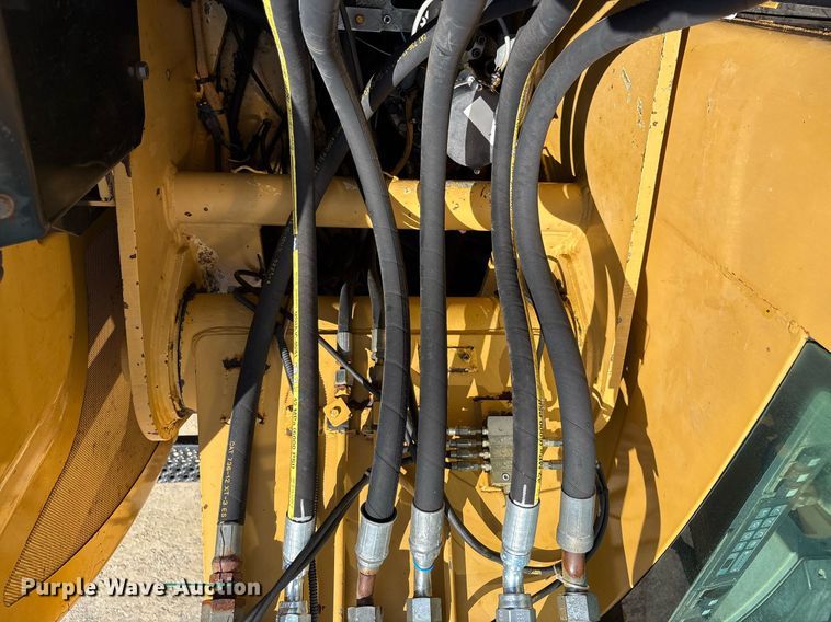 image for item EC4360 2004 Caterpillar M316C wheeled excavator