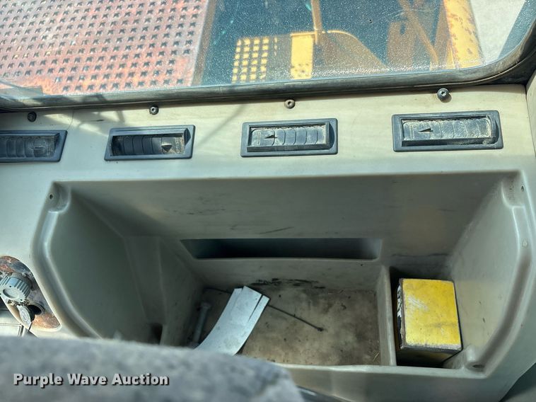 image for item EC4360 2004 Caterpillar M316C wheeled excavator