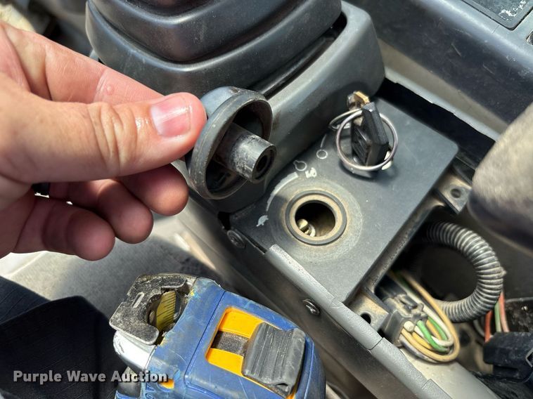 image for item EC4360 2004 Caterpillar M316C wheeled excavator