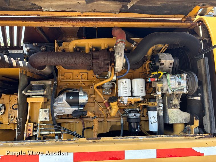 image for item EC4360 2004 Caterpillar M316C wheeled excavator