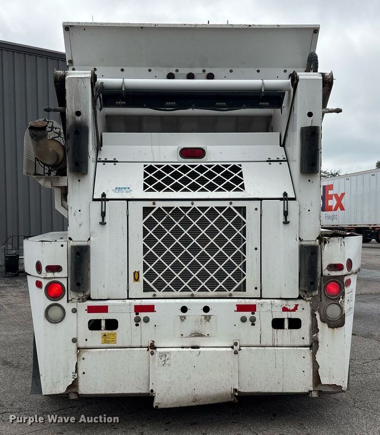 image for item EC4364 2003 Johnston  4000 street sweeper