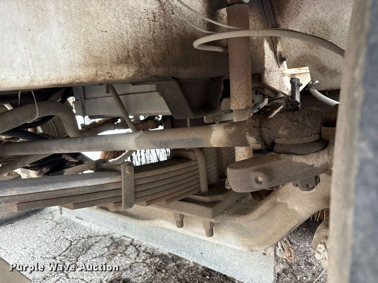 image for item EC4364 2003 Johnston  4000 street sweeper