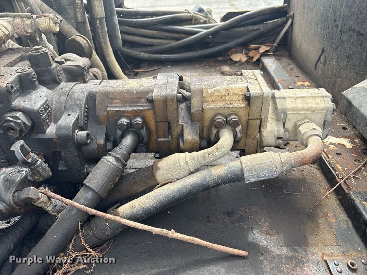 image for item EC4364 2003 Johnston  4000 street sweeper