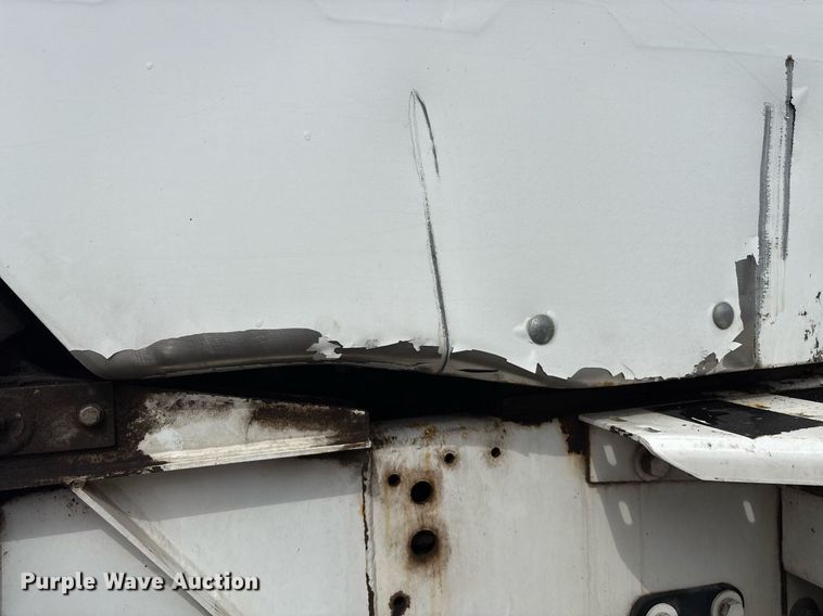 image for item EC4364 2003 Johnston  4000 street sweeper