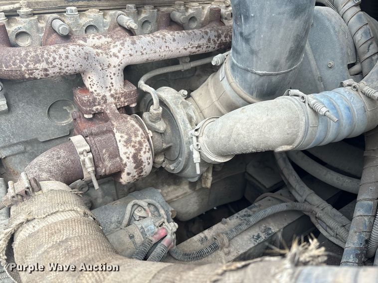 image for item EC4364 2003 Johnston  4000 street sweeper