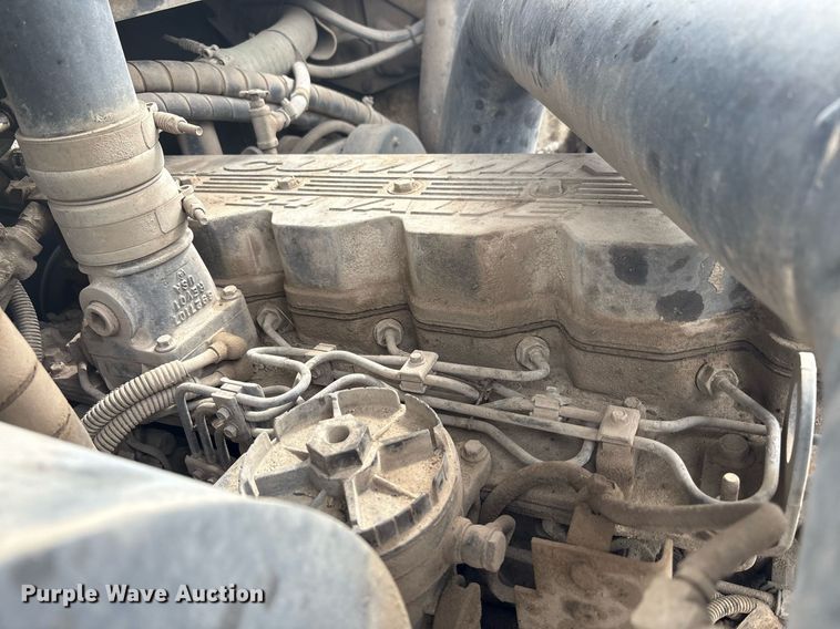 image for item EC4364 2003 Johnston  4000 street sweeper