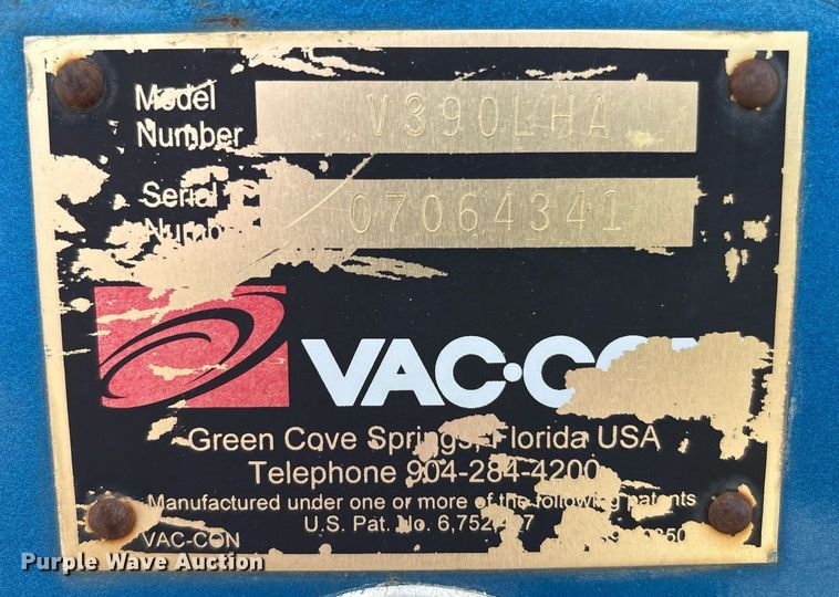 image for item EC4365 2007 Sterling L7500 sewer jetter truck