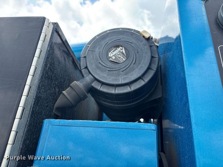 image for item EC4365 2007 Sterling L7500 sewer jetter truck