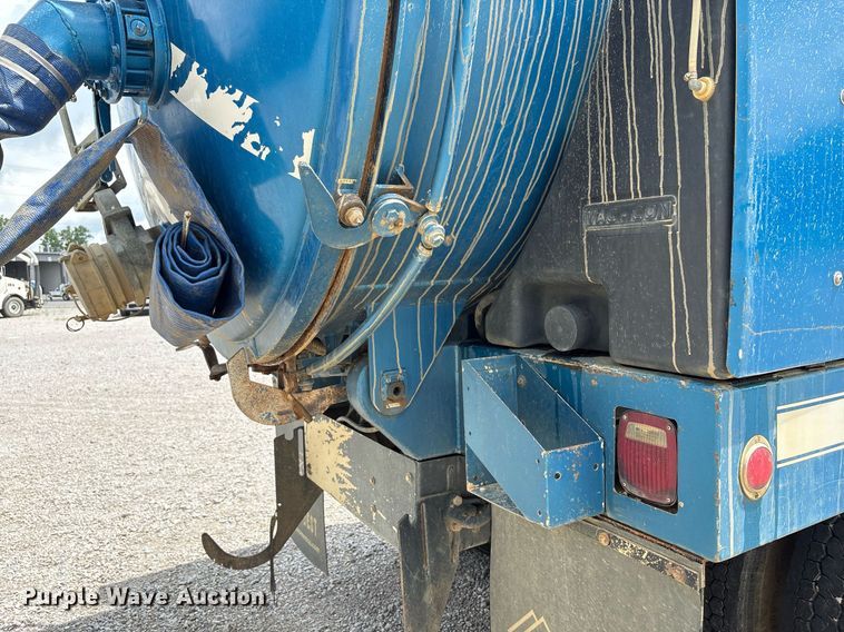 image for item EC4365 2007 Sterling L7500 sewer jetter truck