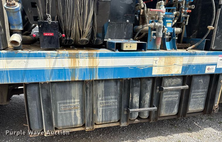 image for item EC4365 2007 Sterling L7500 sewer jetter truck