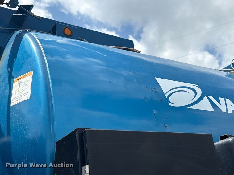 image for item EC4365 2007 Sterling L7500 sewer jetter truck