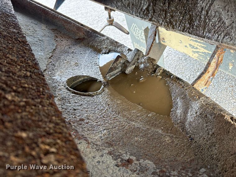 image for item EC4365 2007 Sterling L7500 sewer jetter truck