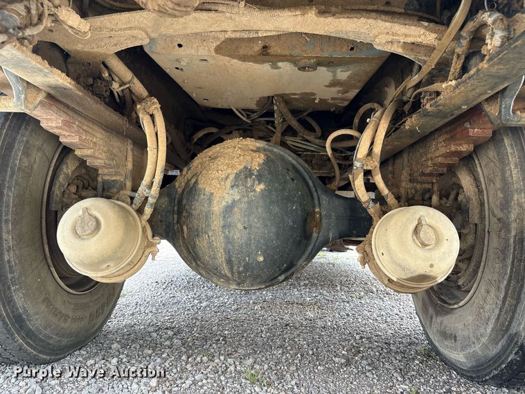 image for item EC4365 2007 Sterling L7500 sewer jetter truck