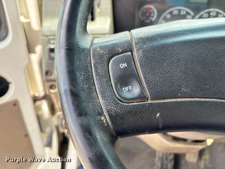 image for item EC4365 2007 Sterling L7500 sewer jetter truck