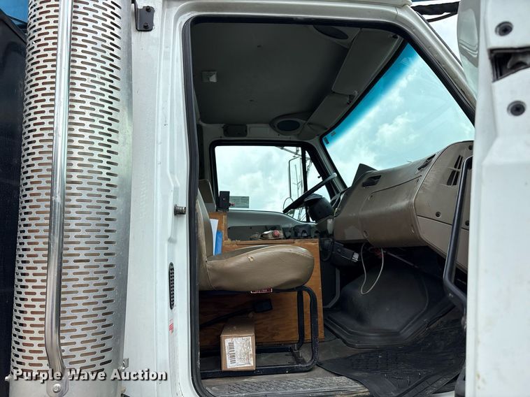 image for item EC4365 2007 Sterling L7500 sewer jetter truck