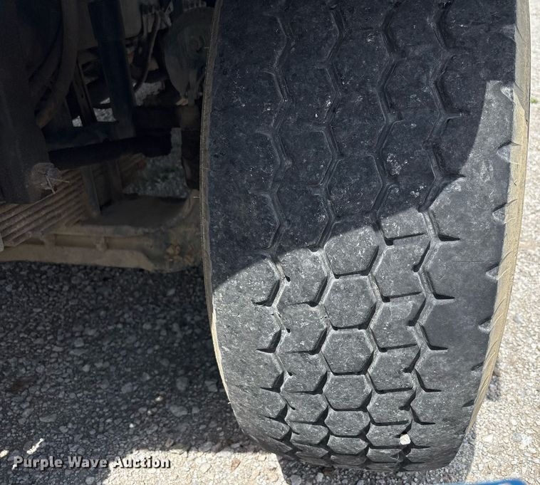 image for item EC4365 2007 Sterling L7500 sewer jetter truck