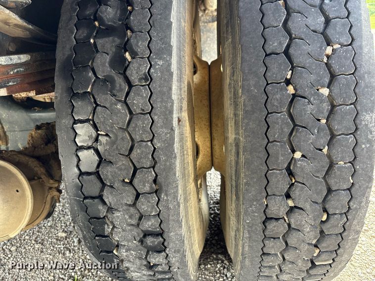 image for item EC4365 2007 Sterling L7500 sewer jetter truck