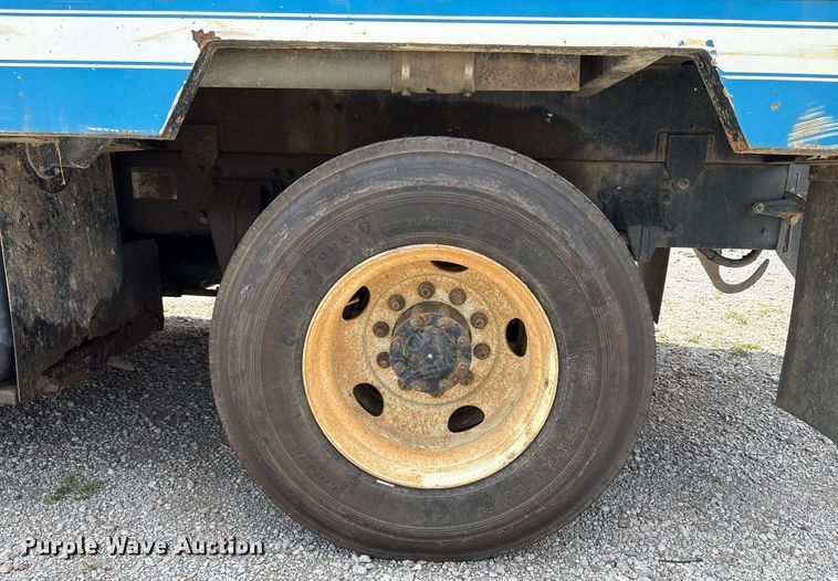 image for item EC4365 2007 Sterling L7500 sewer jetter truck