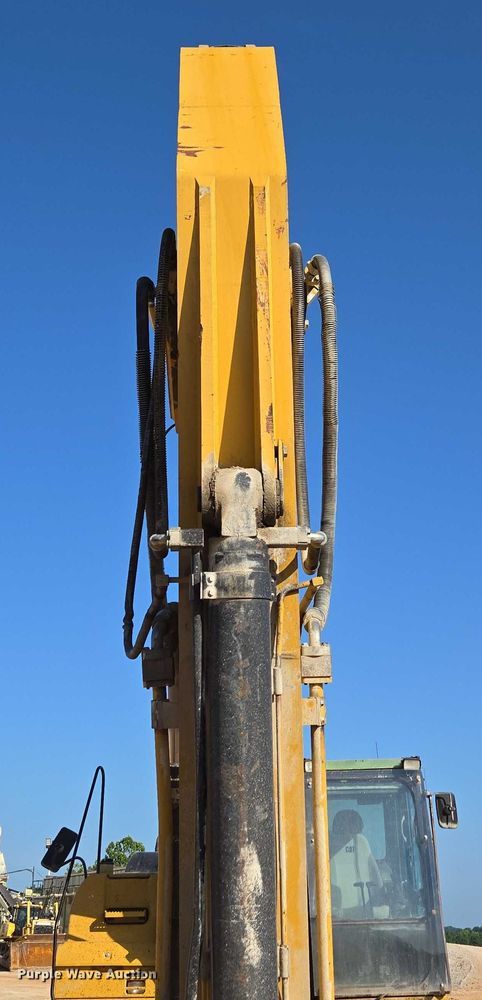 image for item ED2151 2008 Caterpillar 330D L excavator