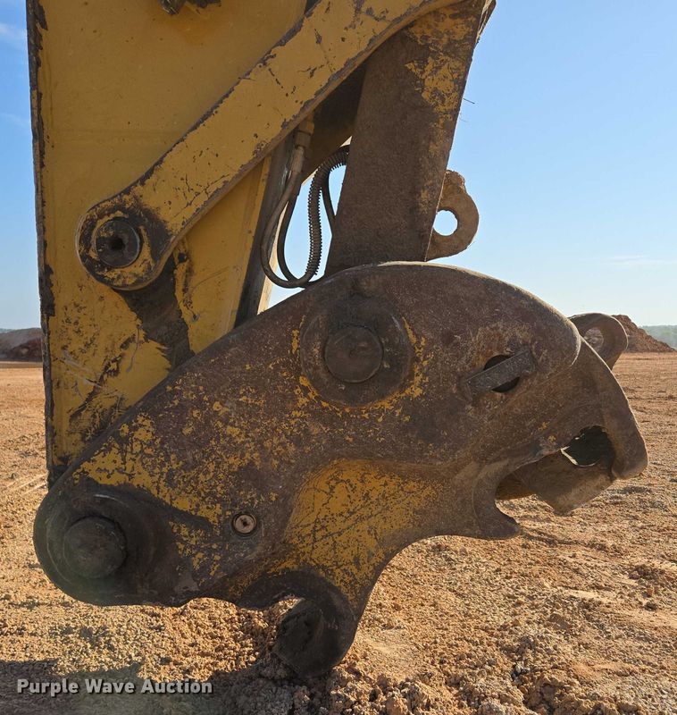 image for item ED2151 2008 Caterpillar 330D L excavator