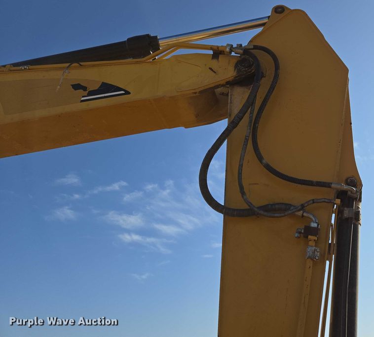 image for item ED2151 2008 Caterpillar 330D L excavator