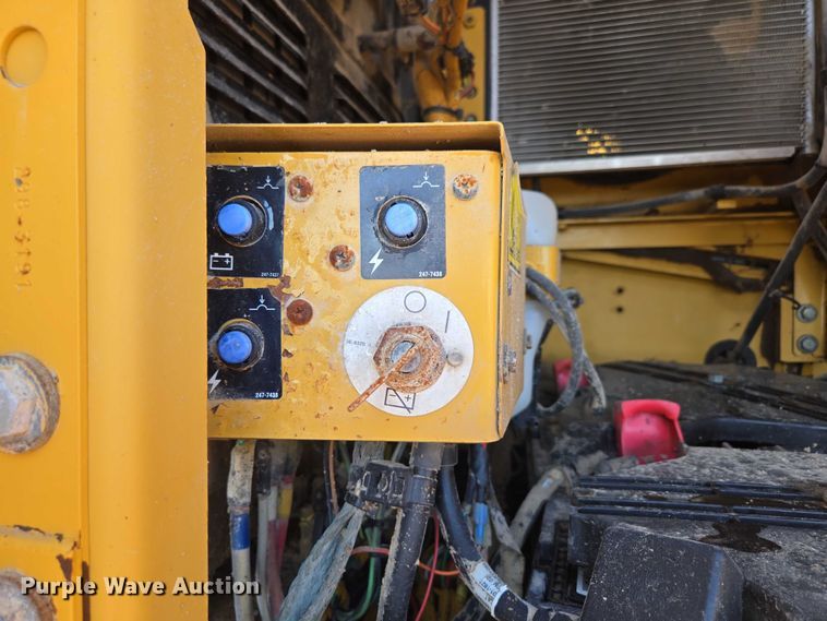 image for item ED2151 2008 Caterpillar 330D L excavator