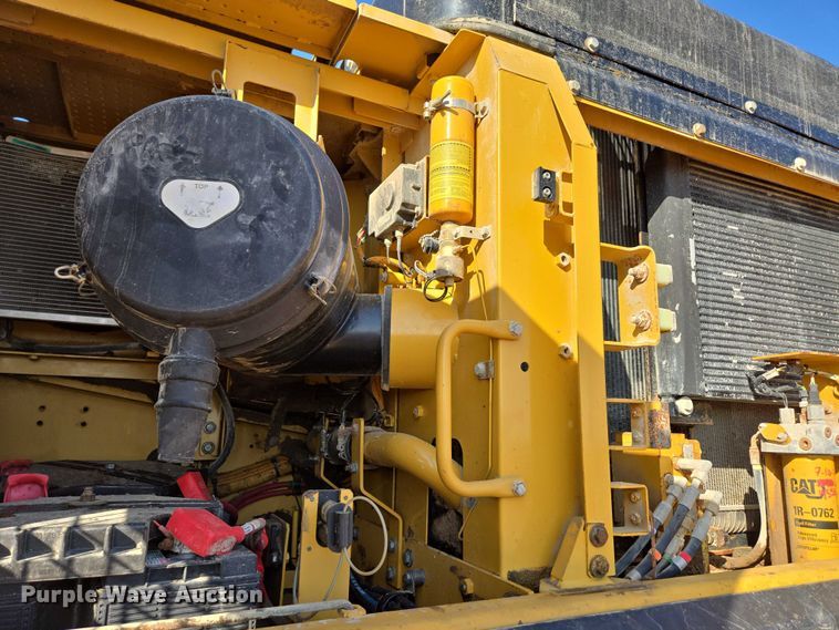 image for item ED2151 2008 Caterpillar 330D L excavator