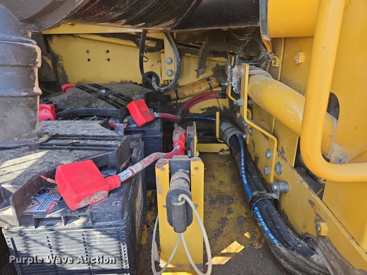 image for item ED2151 2008 Caterpillar 330D L excavator