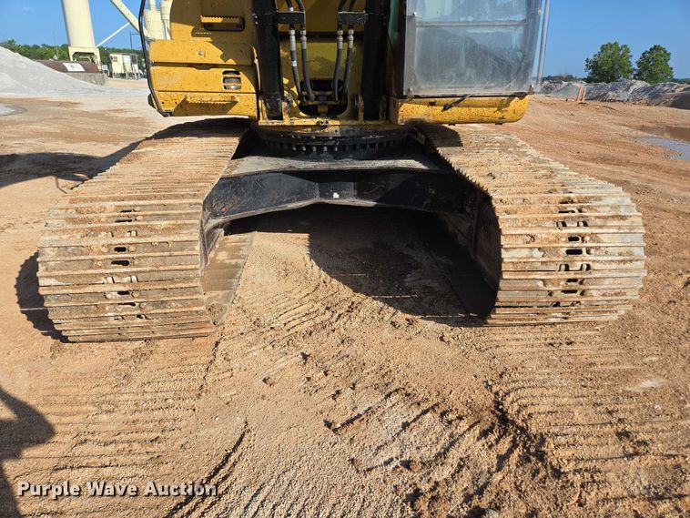 image for item ED2151 2008 Caterpillar 330D L excavator