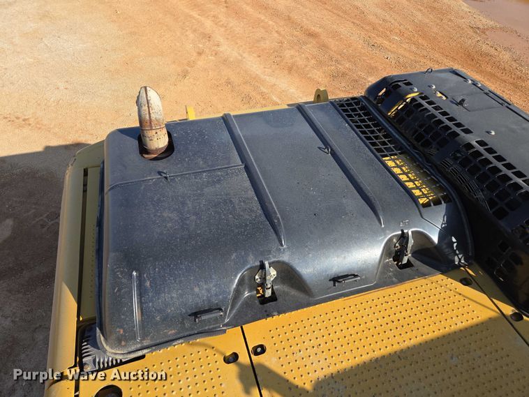 image for item ED2151 2008 Caterpillar 330D L excavator