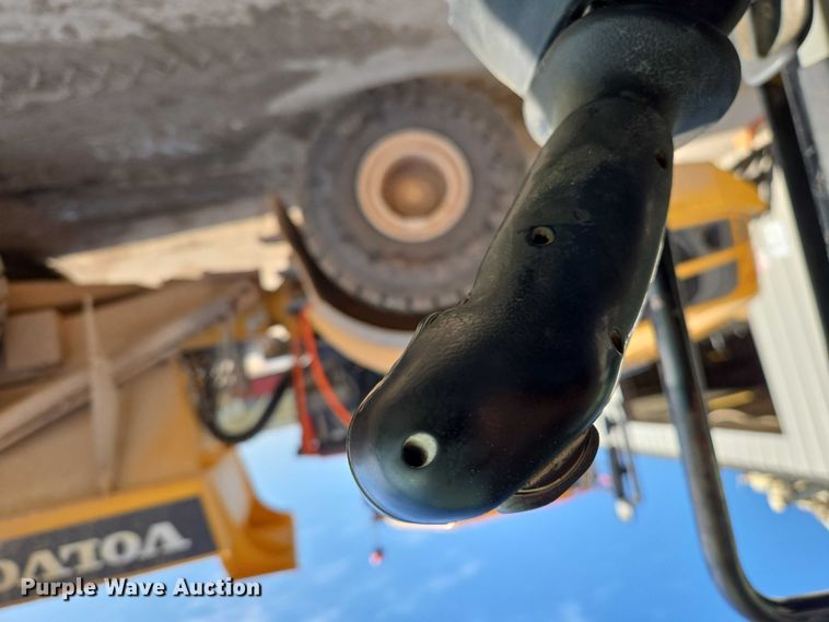 image for item ED2151 2008 Caterpillar 330D L excavator