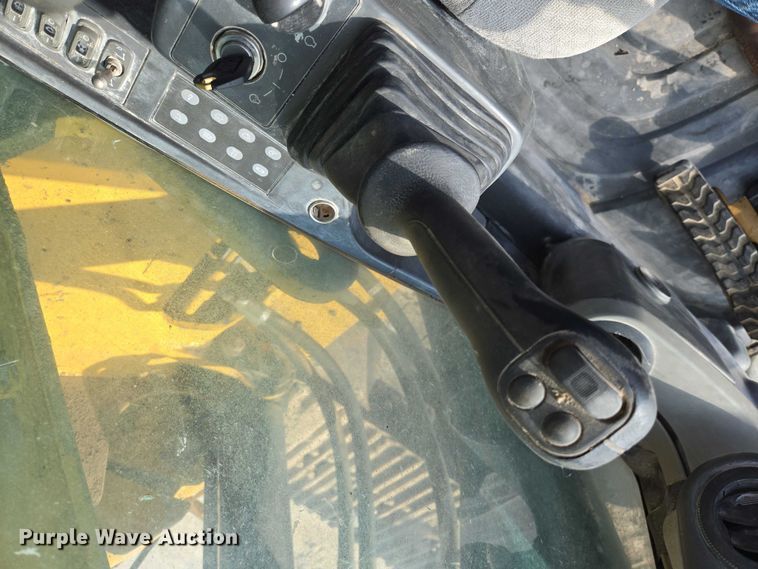 image for item ED2151 2008 Caterpillar 330D L excavator