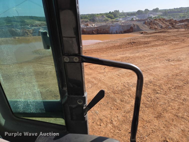 image for item ED2151 2008 Caterpillar 330D L excavator