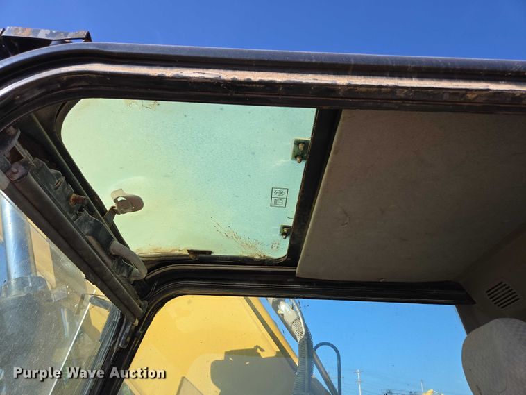 image for item ED2151 2008 Caterpillar 330D L excavator