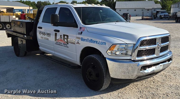 image for item ED2170 2015 Dodge Ram 3500 Crew Cab flatbed pickup truck