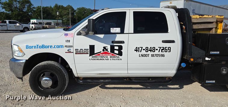 image for item ED2170 2015 Dodge Ram 3500 Crew Cab flatbed pickup truck