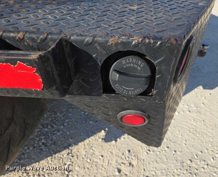 image for item ED2170 2015 Dodge Ram 3500 Crew Cab flatbed pickup truck