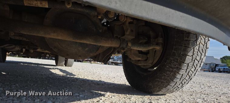 image for item ED2170 2015 Dodge Ram 3500 Crew Cab flatbed pickup truck