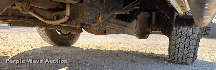 image for item ED2170 2015 Dodge Ram 3500 Crew Cab flatbed pickup truck