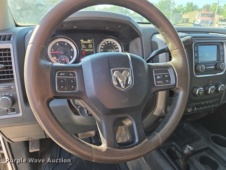 image for item ED2170 2015 Dodge Ram 3500 Crew Cab flatbed pickup truck