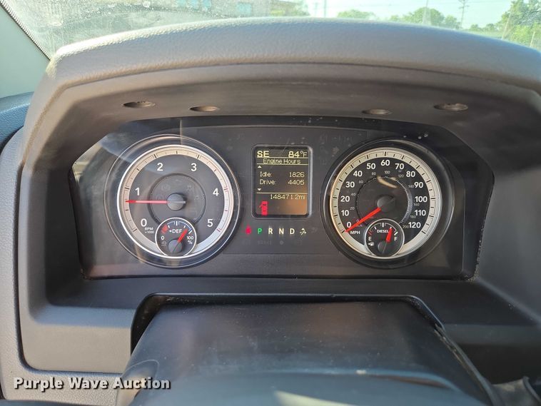 image for item ED2170 2015 Dodge Ram 3500 Crew Cab flatbed pickup truck