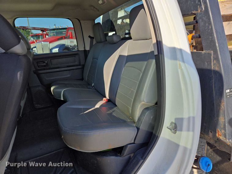 image for item ED2170 2015 Dodge Ram 3500 Crew Cab flatbed pickup truck