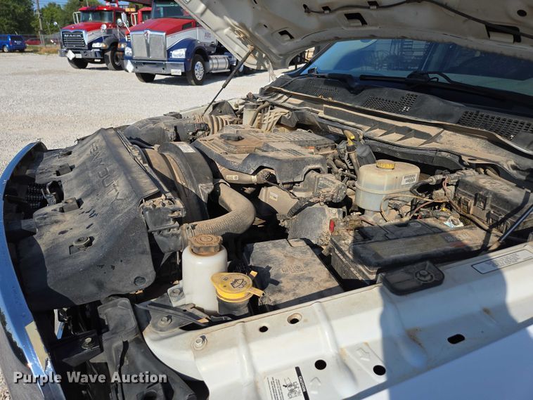 image for item ED2170 2015 Dodge Ram 3500 Crew Cab flatbed pickup truck