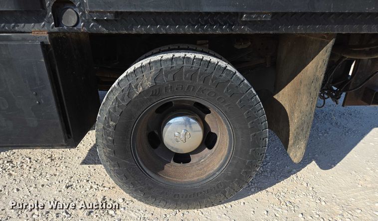 image for item ED2170 2015 Dodge Ram 3500 Crew Cab flatbed pickup truck