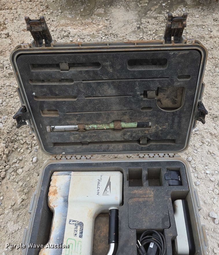 image for item ED2171 2016 Vermeer D24X40III directional boring unit with 2015 Ford F650 flatbed truck and 2021 Norstar equipment trailer