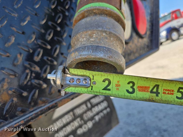 image for item ED2173 2007 Ford F650 XLT Super Duty Crew Cab flatbed truck with mud mixing system