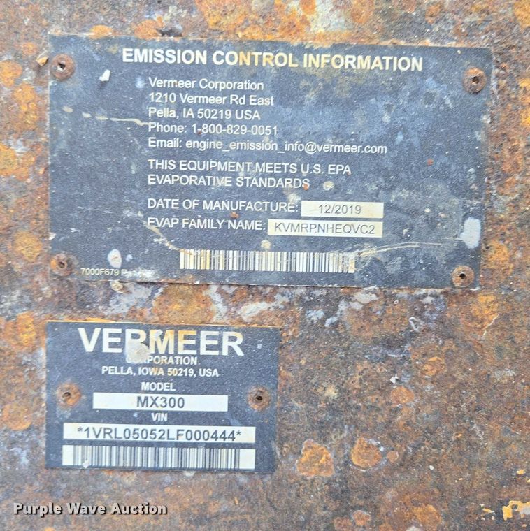 image for item ED2173 2007 Ford F650 XLT Super Duty Crew Cab flatbed truck with mud mixing system