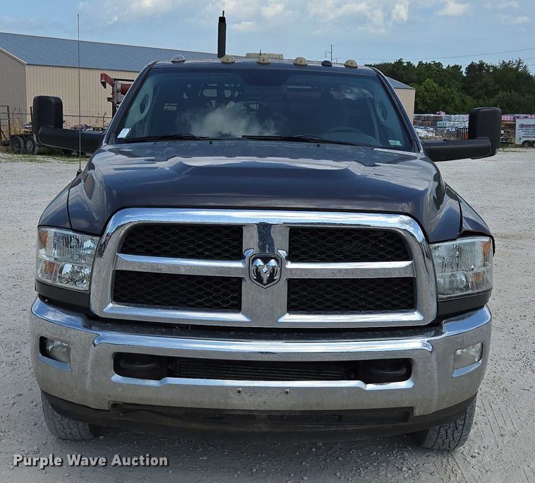 image for item ED2174 2016 Dodge Ram 3500 flatbed pickup truck