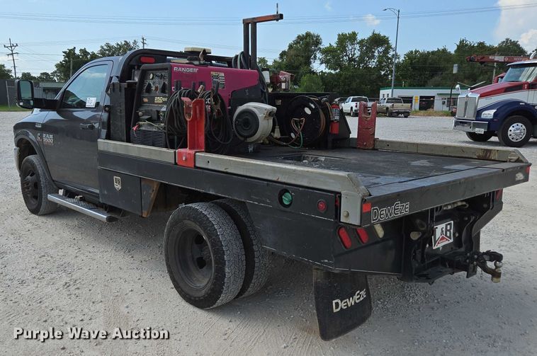 image for item ED2174 2016 Dodge Ram 3500 flatbed pickup truck