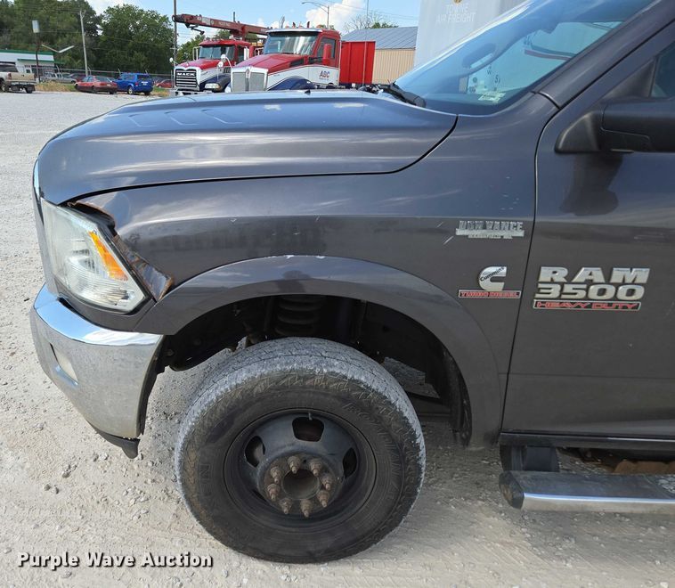 image for item ED2174 2016 Dodge Ram 3500 flatbed pickup truck